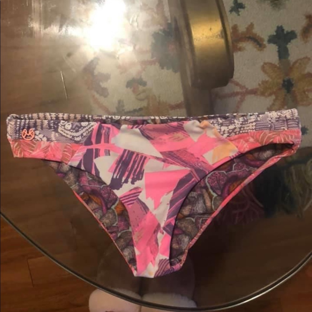 Maaji swim top & bottom